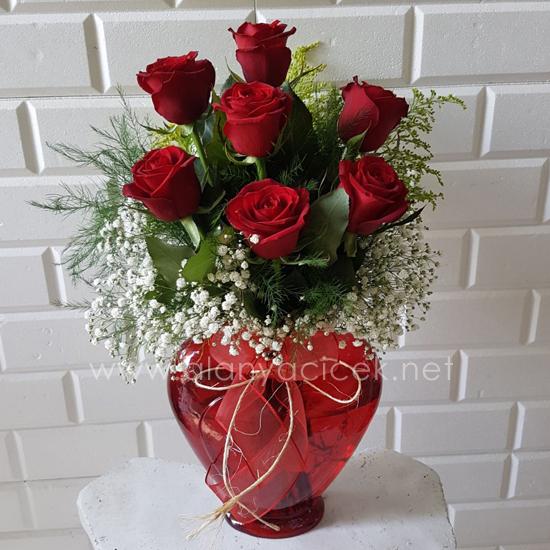 7 Red Roses in Heart Vase Resim 2