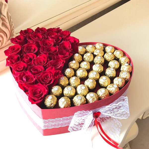 Alanya Çiçek Güller ve Ferrero Rocher