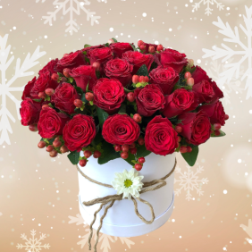  Цветы в Алании 29 красных роз в коробке