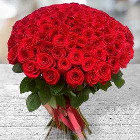 Флорист в Алании Букет из 79 красных роз
