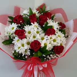 Alanya Florist Rosen und Gänseblümchen