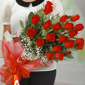  Alanya Blumenbestellung 19 Strauß mit roten Rosen