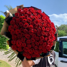  Доставка цветов в Алании Букет из 151 розы