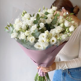  Заказ цветов в Алании Белый букет Лизиантус 