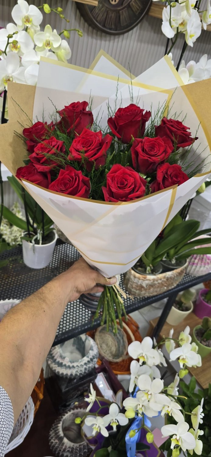 11 Kırmızı Gül Buketi