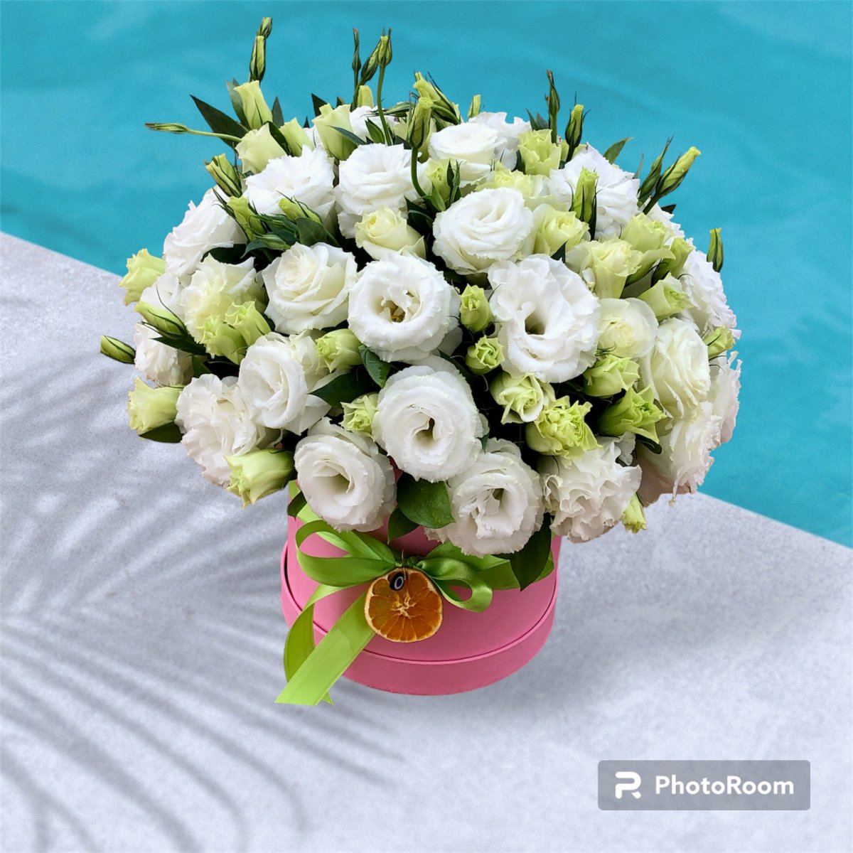 Beyaz Lisianthus Kutu Aranjmanı